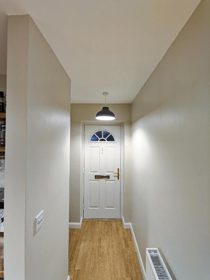 Joshua Court Single Room Stoke-on-Trent Exterior photo